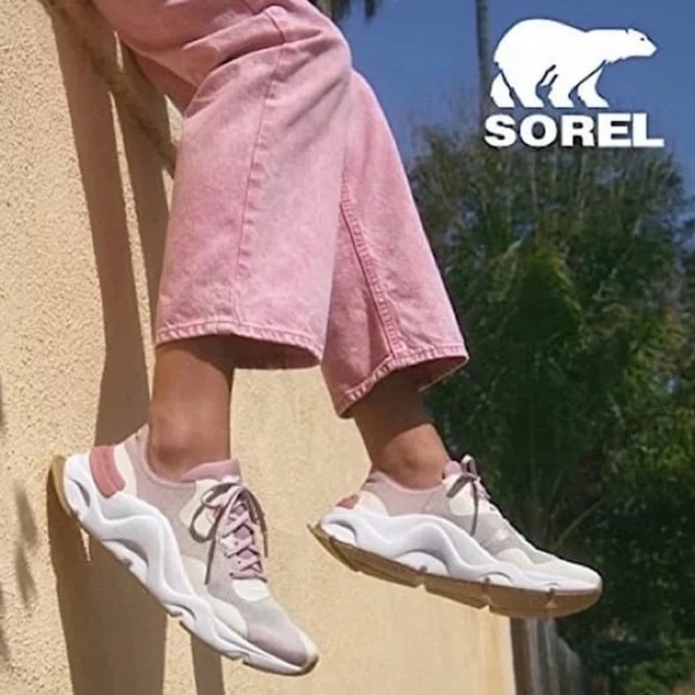 Sorel Womens Kinetic RNEGD  Sneakers